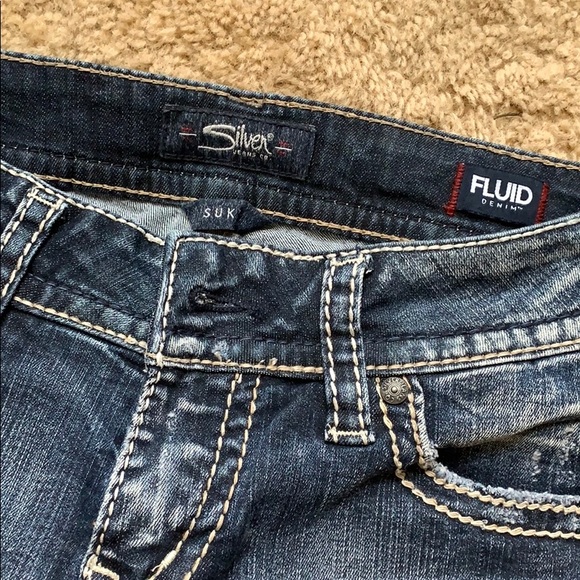 Silver Jeans - Picture 2 of 5